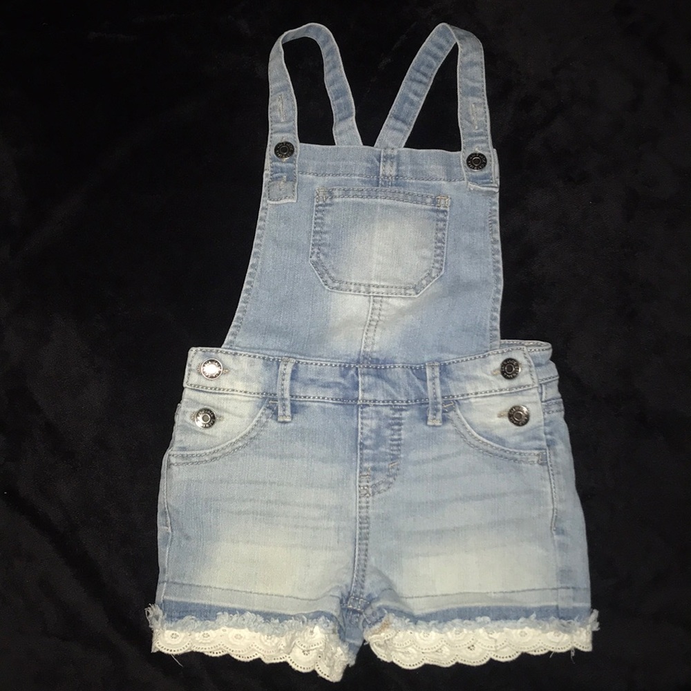 Cat & jack girls short overalls size 4-5 jeans